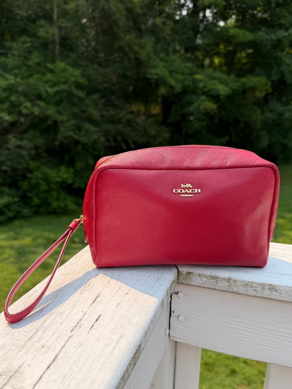 Coach Red Crossgrain Leather Cosmetic Case Makeup Bag Wristlet Zip Pouch